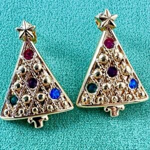 Vintage Avon Christmas Tree Post Earrings with Rhinestones